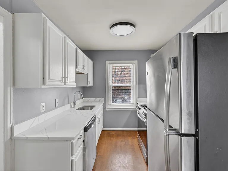 8216 Nolte Ave #3 — Photo 6