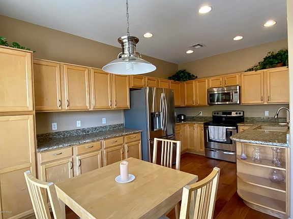 3rd image of 326 W Mountain Sage Dr