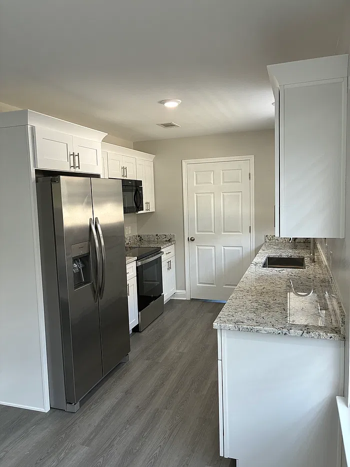 3 bed, 2.0 bath, 1369 sqft, $1,675 — Photo 1