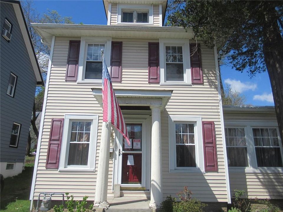 1st image of 21 Forsythe Place