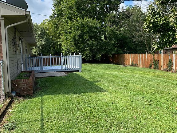 4th image of 548 Duchess Ct