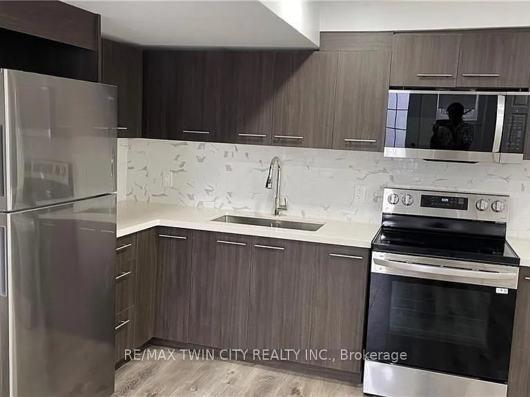 20 Davidson Ct #LOWER — Photo 8