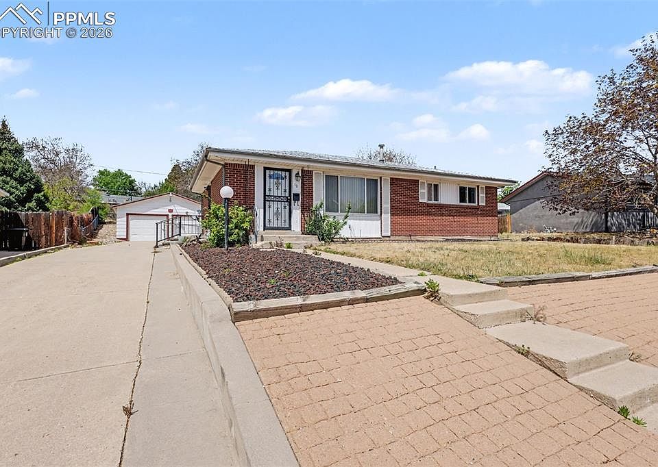 1st image of 10 N Garo Ave