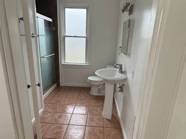 662 Dow Ave, Carnegie, PA 15106