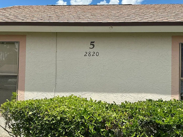 2820 Stoneway Ln — Photo 13