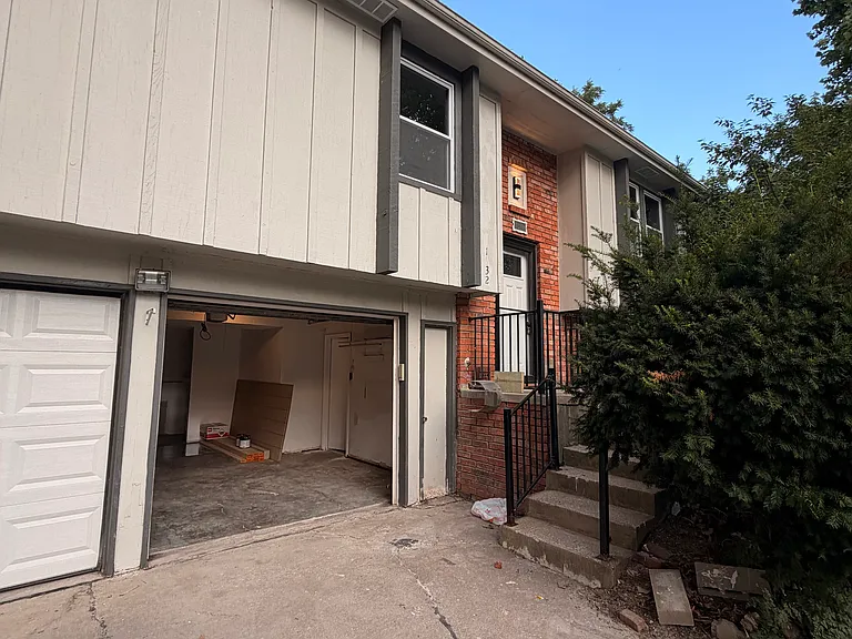 1632 S Kenwood St — Photo 20