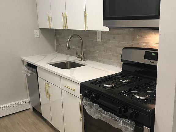 2nd image of 203 Monticello Ave #4TK