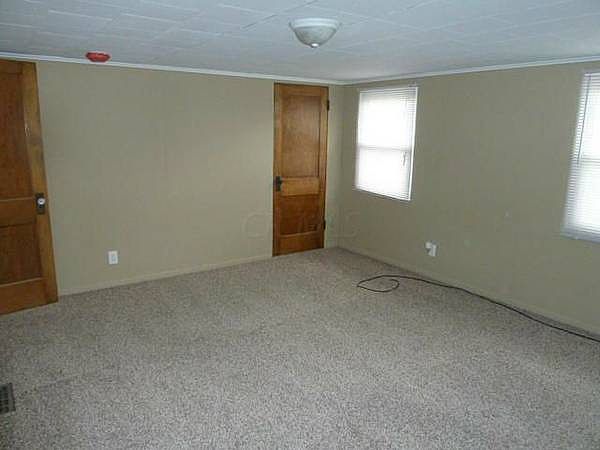 1st image of 239 N Oakley Ave