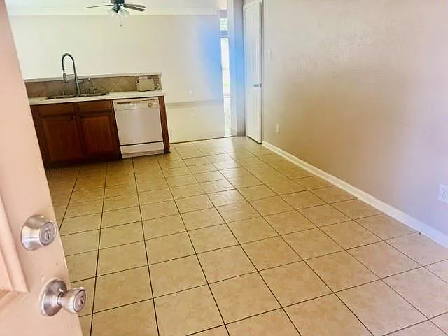 7651 Oak Sage Dr — Photo 8