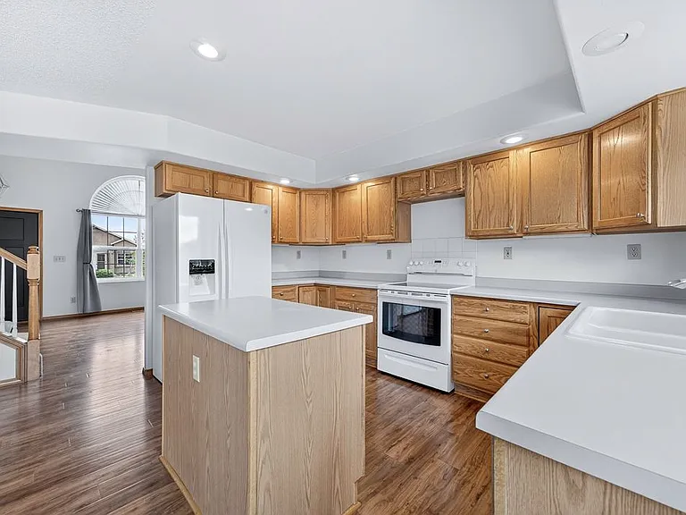 5660 Many Springs Dr — Photo 11