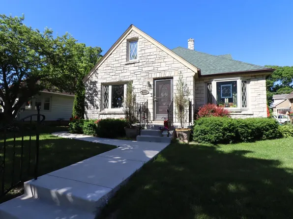 2141 S Livingston TERRACE, West Allis, WI 53219