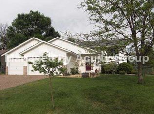 19369 Denver St NW, Elk River, MN 55330