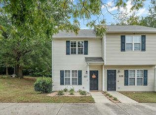229 Donald Ross Dr, Raleigh, NC 27610