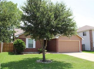3715 Meadow View Dr, College Station, TX 77845
