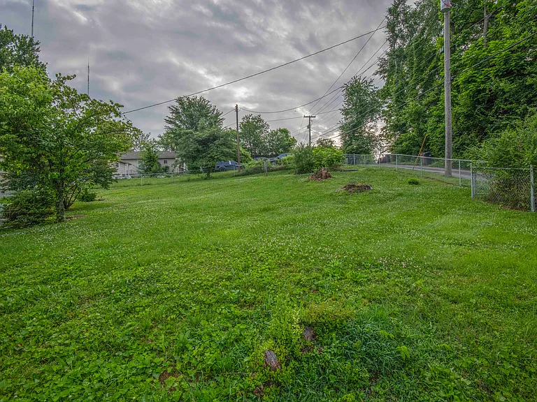 206 Chickamauga Ave — Photo 40