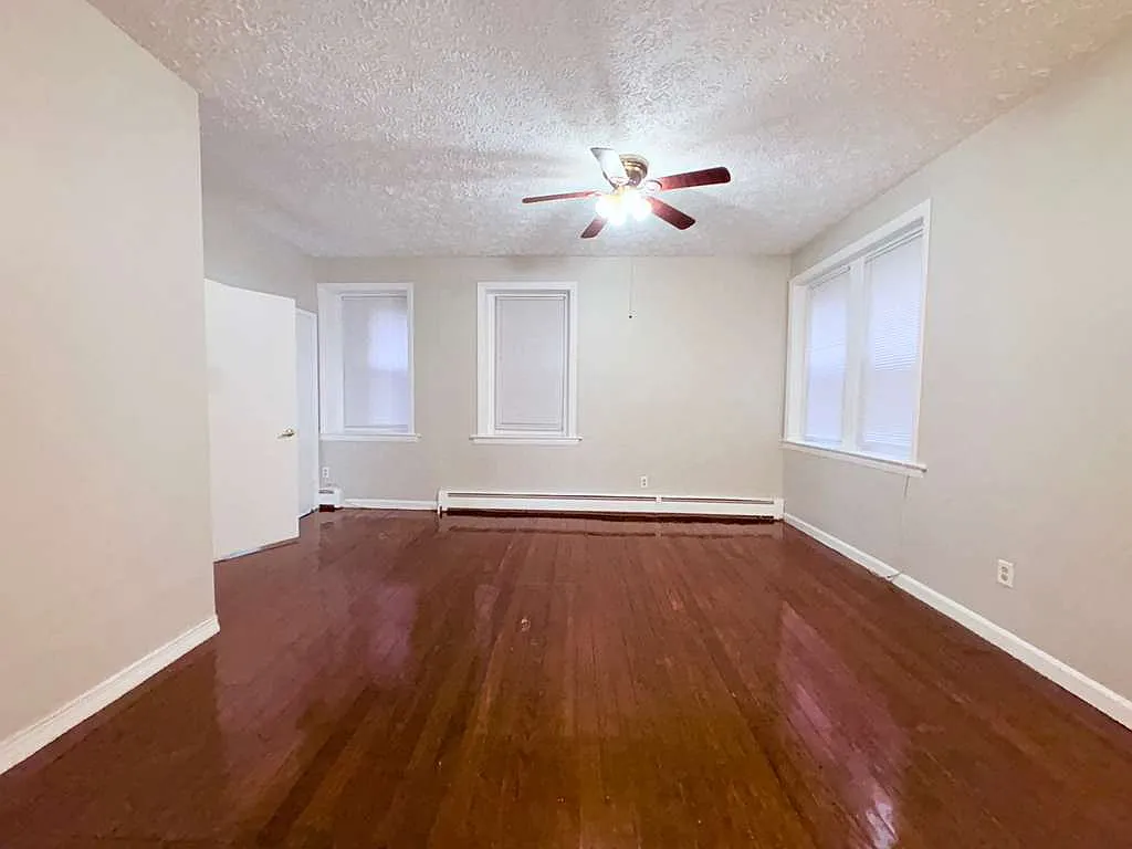 Building Photo - 191 Wooster St #11B