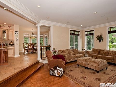 4th image of 3 Woodville Ln