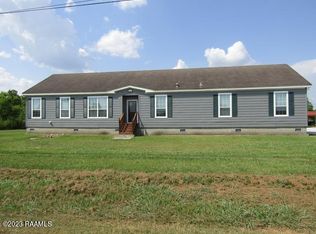 1137 Gecko Rd, Breaux Bridge, LA 70517