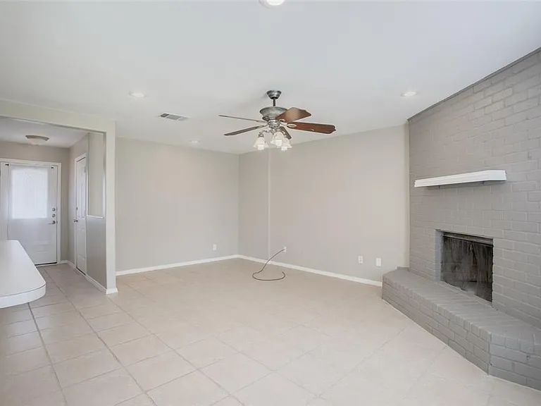 6409 Patino Ct — Photo 14