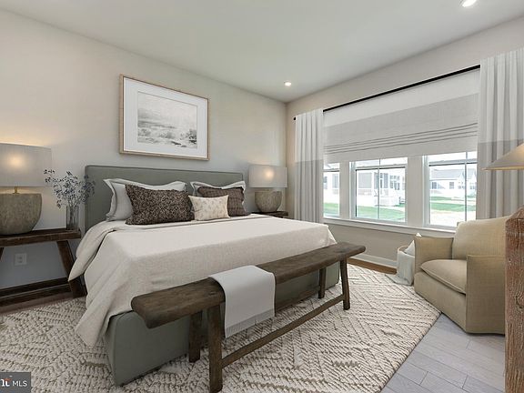 4th image of 15314 W Kea Way