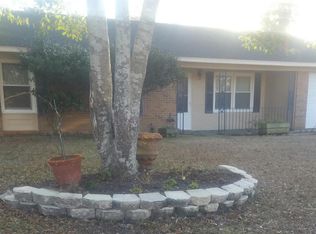 27 Montclair Ave, Goose Creek, SC 29445