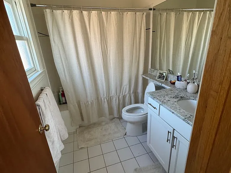 1657 W Wrightwood Ave #3W — Photo 11