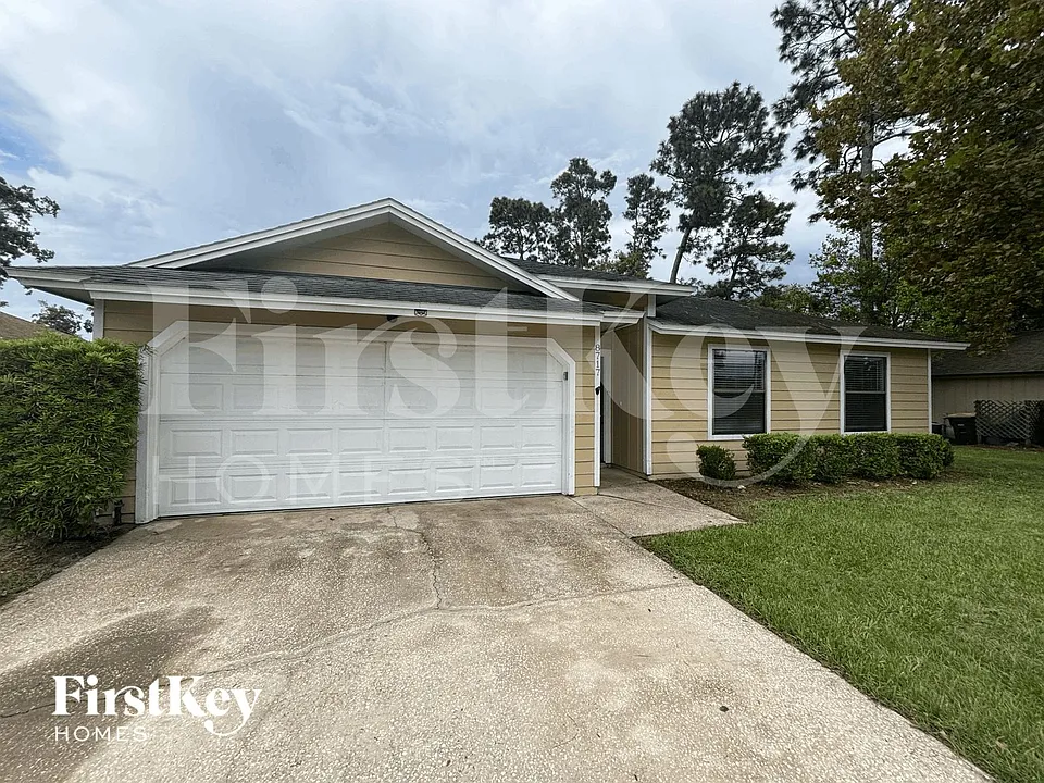 8717 Irongate Dr