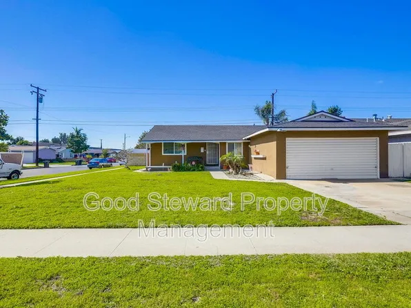 10321 Courtright Rd, Stanton, CA 90680