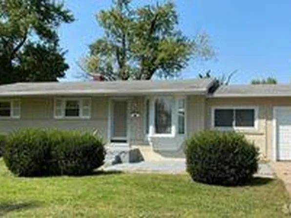 10203 Hobkirk Dr, Saint Louis, MO 63137