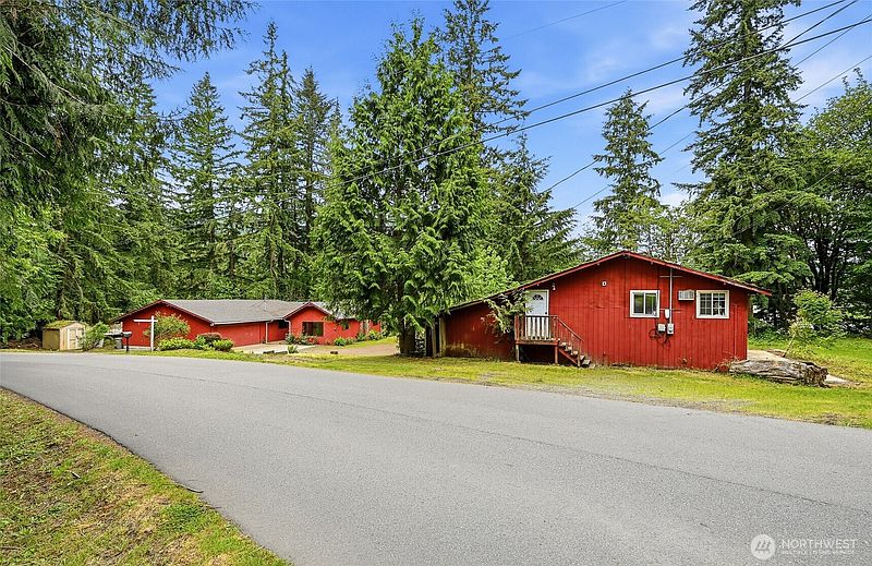 2nd image of 8221 308th Avenue SE