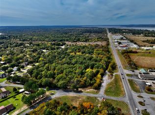 8 E Bower Rd, Eufaula, OK 74432