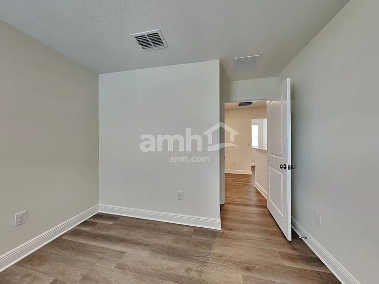 27243 Saint Andrews Ave — Photo 17