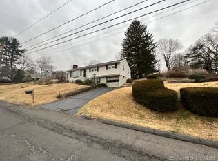 327 Spring St, Meriden, CT 06451