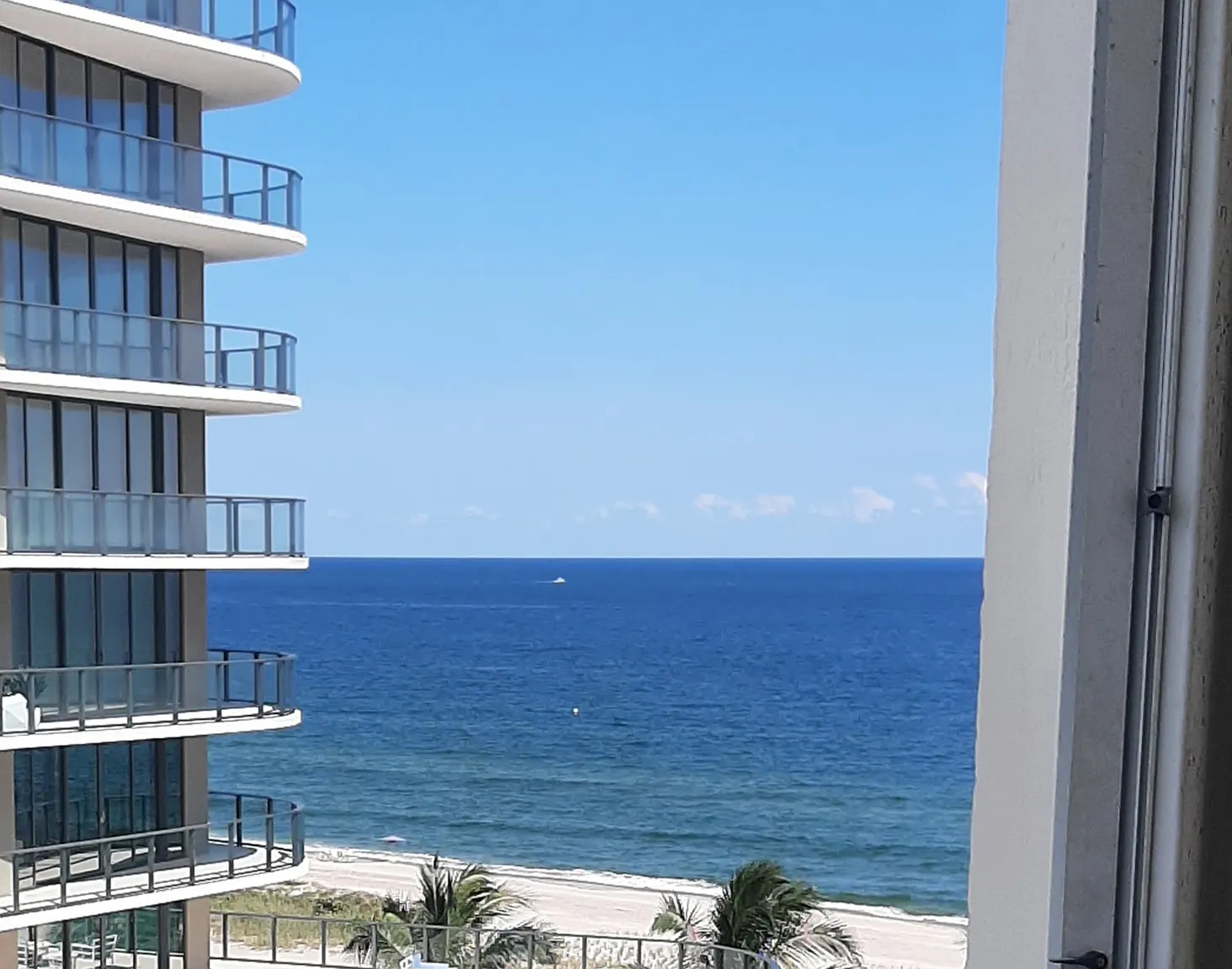 710 N Ocean Blvd — Photo 1