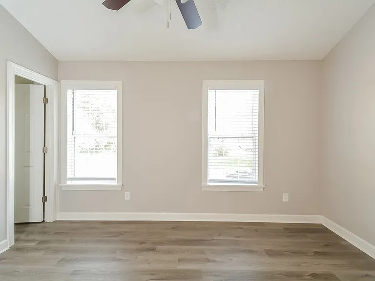 805 Wallridge Dr — Photo 7