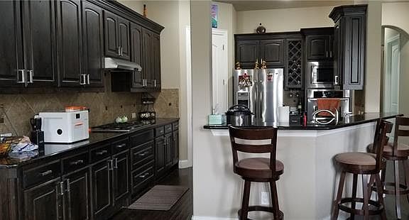 4th image of 404 Enid Dr
