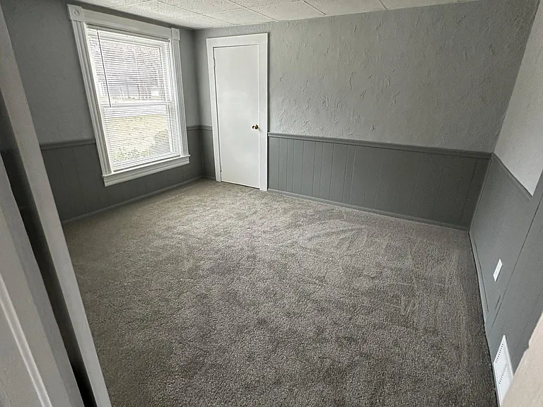 12630 Gratiot Rd — Photo 7