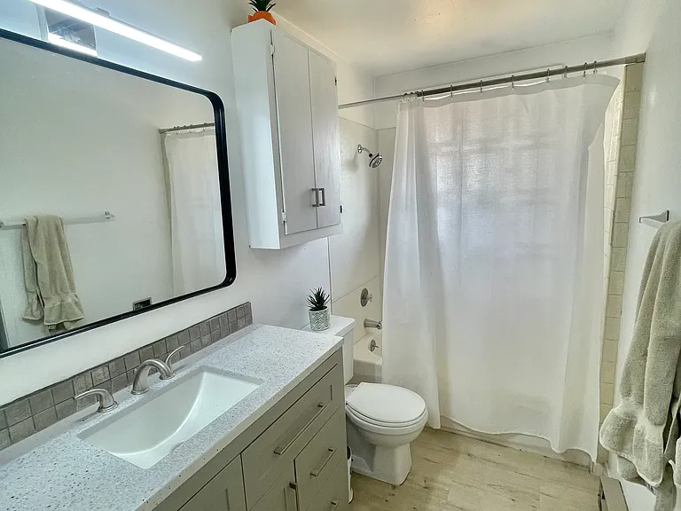305 S Evergreen Rd — Photo 5