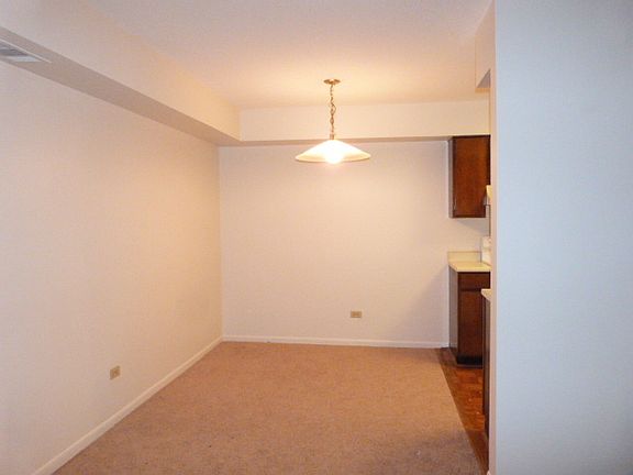 5th image of 1037 Buccaneer Dr APT 3-04