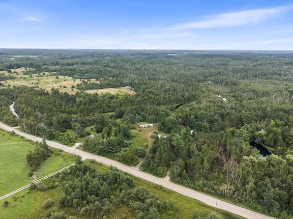 13597 Orcutt Hwy, Millersburg, MI 49759