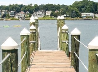 41 Cole St, Swansea, MA 02777