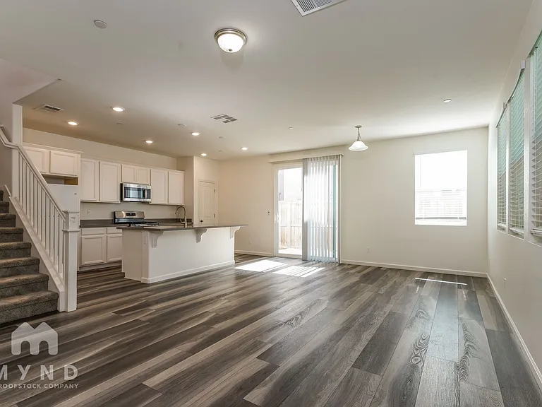 8176 Kramer Ranch Ln — Photo 5