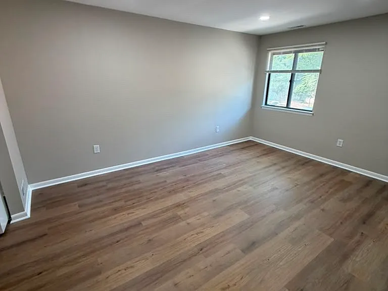 106 Kelly Cv #B — Photo 18