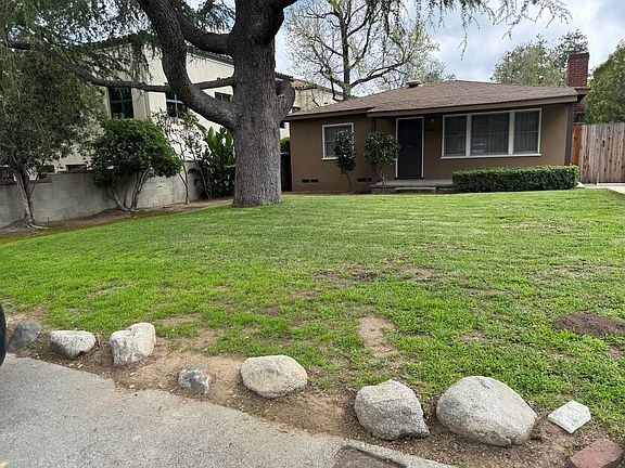 3rd image of 2476 Cooley Pl
