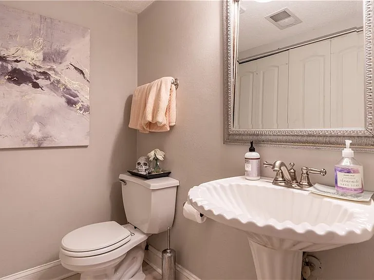 6900 Roswell Rd #N13 — Photo 14