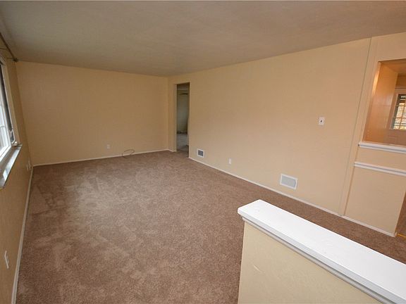 3rd image of 1684 Beryl Dr