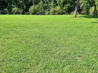 River Bank Rd, Pigeon Forge, TN 37863