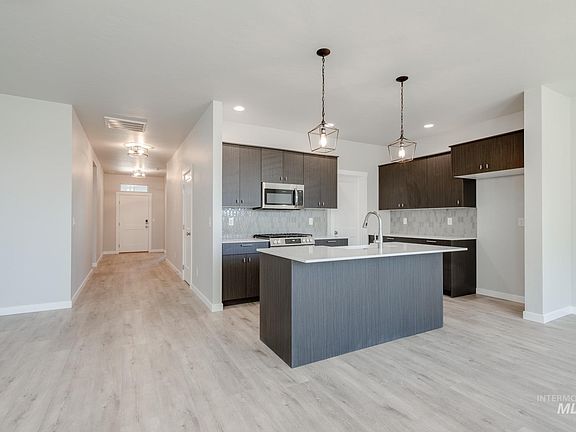 4th image of 6410 S Banded Eagle Way
