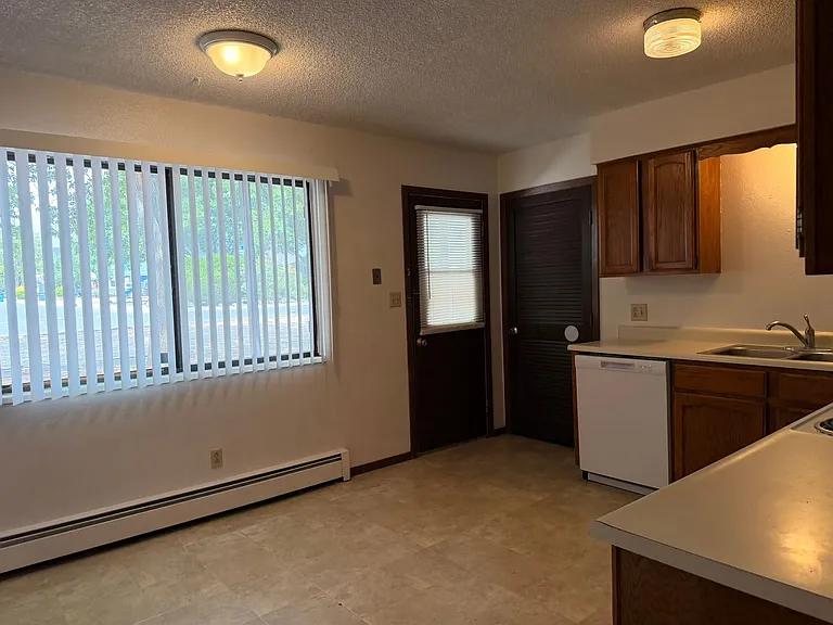 3220 1/2 Chipeta Ct — Photo 6