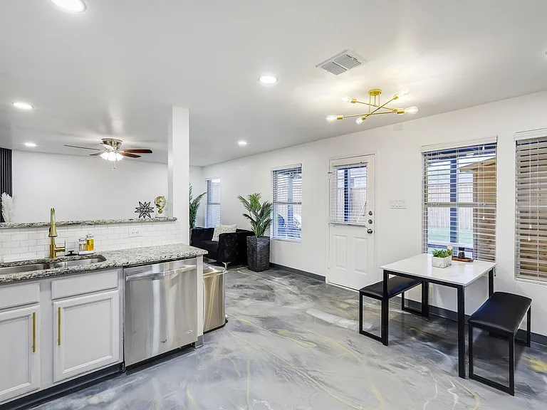3116 Paolo Dr — Photo 61